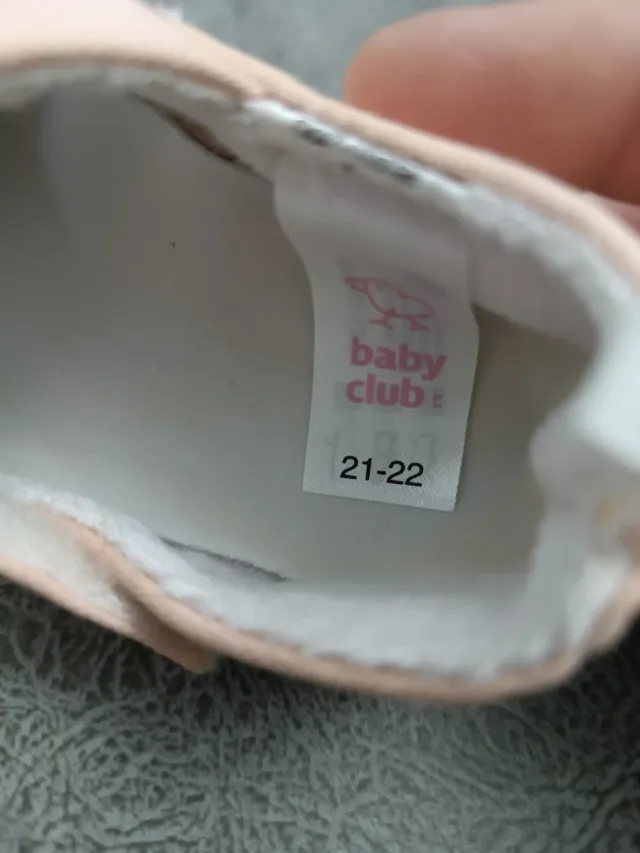 Zapatillas bebé rosa
