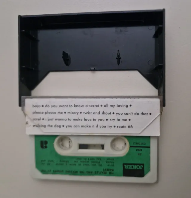 Casete The Beatles & Rolling Stones