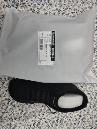 Sabates minimalistes. Bambas minimalistas.Barefoot