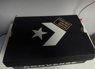 Converse Chuck Taylor All Star negras talla 39