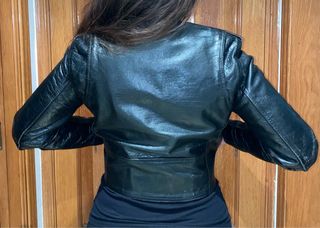 Chaqueta cuero negra biker ALEX S mujer como nueva