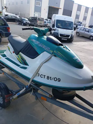 Moto de agua Yamaha 760 Wave blaster