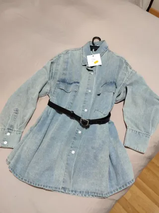 Vestido vaquero nuevo con cinturón
