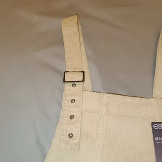 Vestido peto ESMARA Camel claro