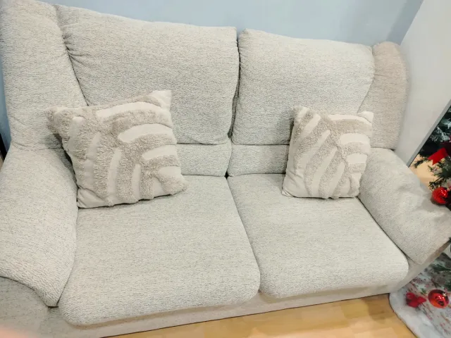 Sofá 2 plazas tela beige