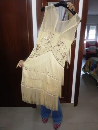 Vestido fiesta beige y dorado. A estrenar.