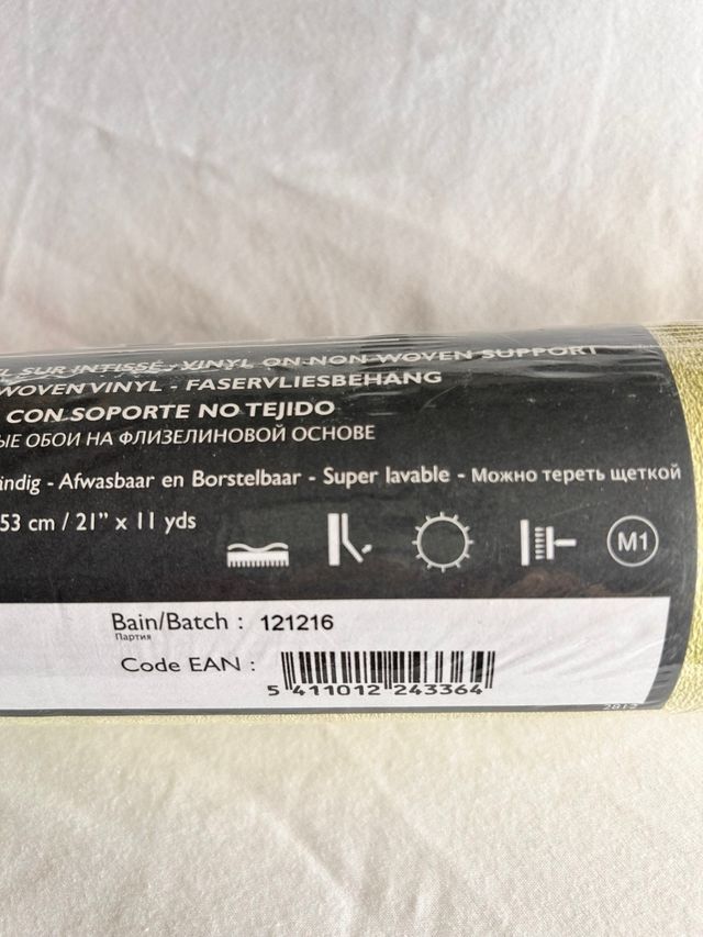 Papel pintado lavable verde claro