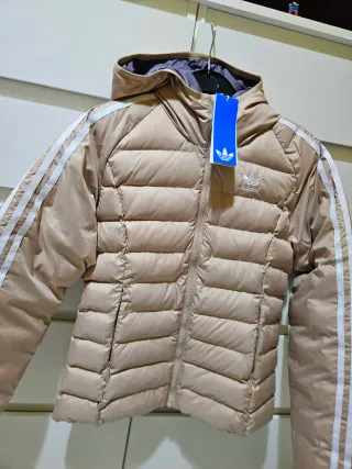 Cazadora Adidas Beige con Capucha