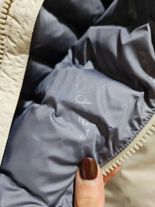 Cazadora Adidas Beige con Capucha