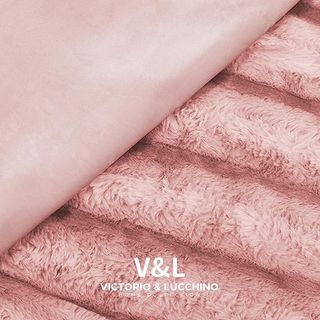 Edredón V&L Rayas color Rosa 800gr con sedalina