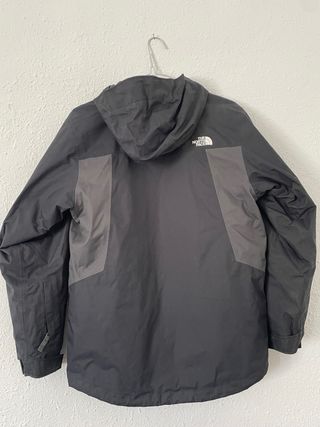 Chaqueta de invierno The North Face Negra y Gris