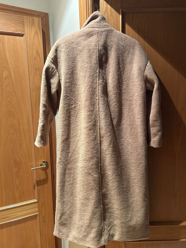Abrigo largo beige sin estrenar