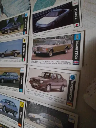 15 cromos de coches antiguos