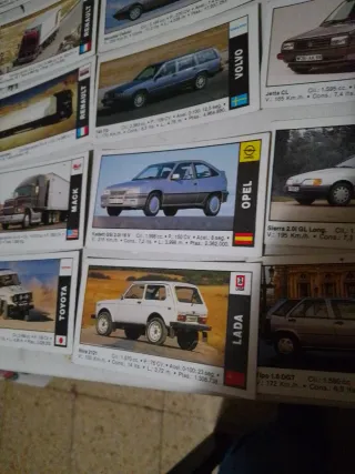 15 cromos de coches antiguos