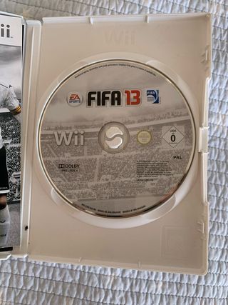 Nintendo Wii Sports Resort + FIFA 13