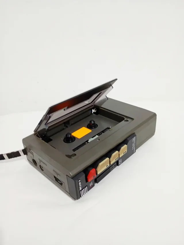 Grabadora Sony TCM-131 Vintage Colección