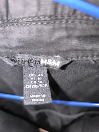 Cazadora vaquera negra H&M t. 40