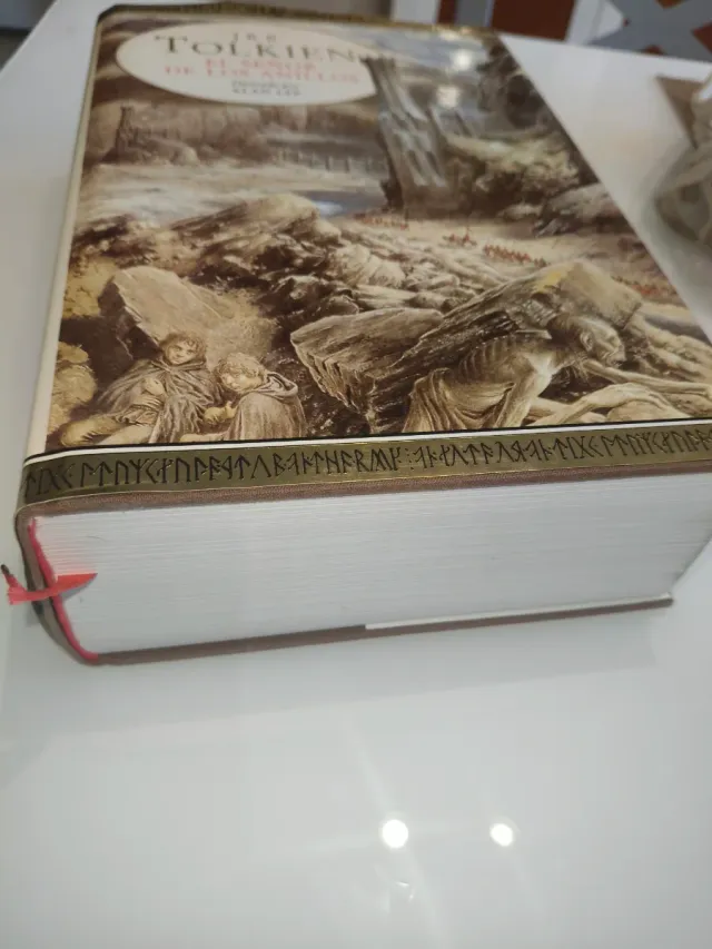 6 DVD + libro El señor de los anillos