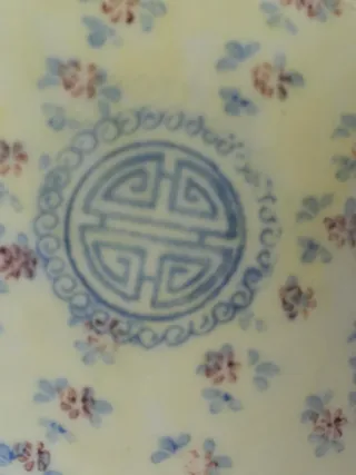 Buda Sonriente con 5 Niños Figura Porcelana China