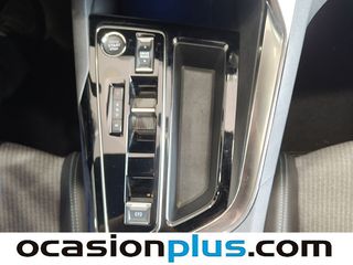 Peugeot 3008 PureTech 130 S&S Allure Pack EAT8 96 kW (130 CV)