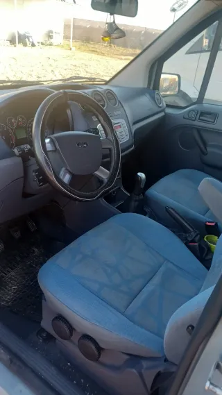 Ford torneo connect 2011