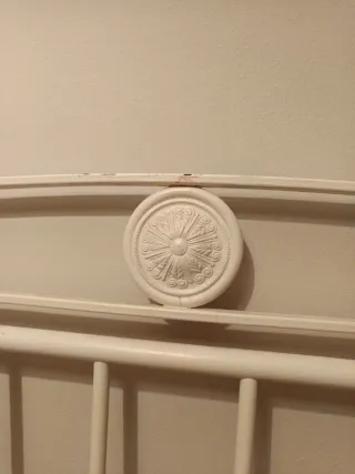 Cabecero de cama de hierro pintado de  blanco