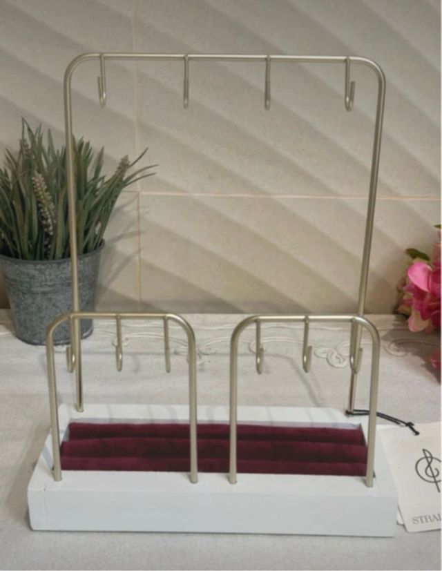 Joyero expositor Stradivarius