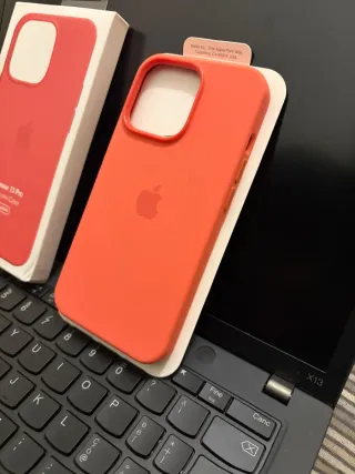 Cover iPhone 13 Pro Silicone MagSafe