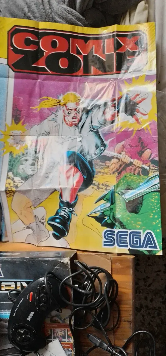 Sega Mega Drive II (Mega 6) CIB + 2 Juegos CIB