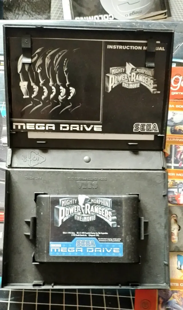 Sega Mega Drive II (Mega 6) CIB + 2 Juegos CIB