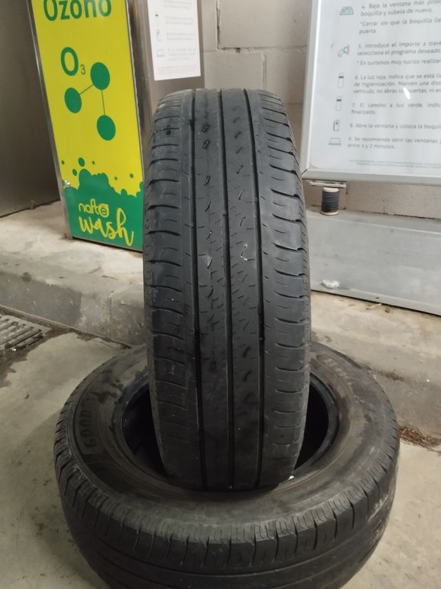 Neumáticos de coche