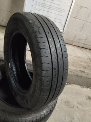 Neumáticos de coche