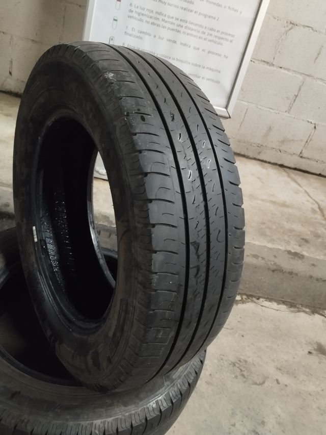 Neumáticos de coche