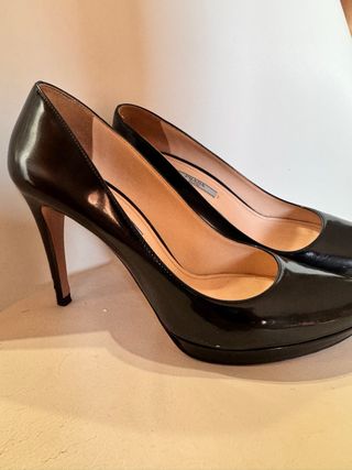 Tacones Prada Negros Charol