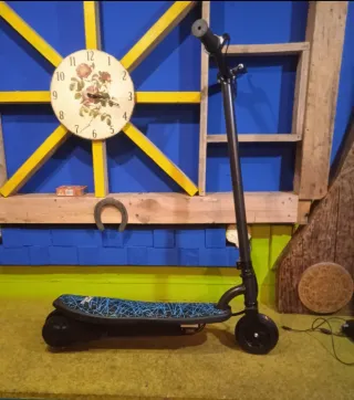 Patinete eléctrico para niños