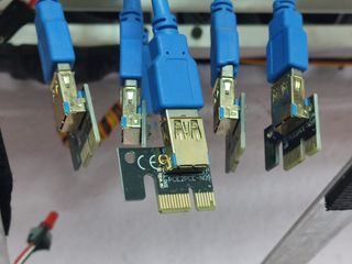 2 Rigs Minería (8 GPUs c/u)