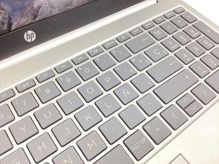 pc portatil hp hp laptop 15-fd0xxx