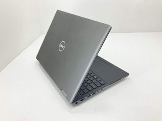 pc portatil dell 7680