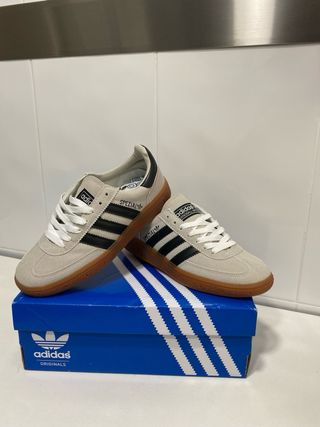 Adidas Spezial Beige/Negro Nuevas