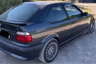 BMW compact 323ti