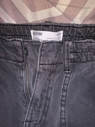 Pantalón cargo gris mujer