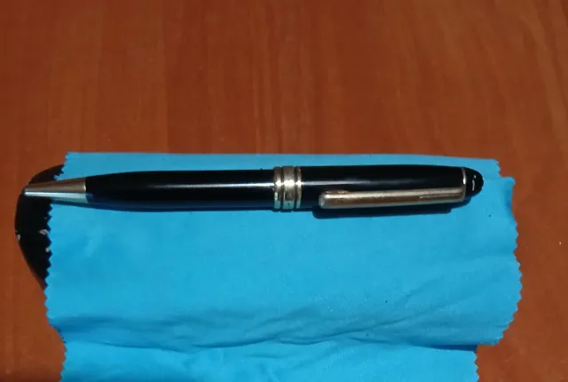 Montblanc Meisterstück Clássique Dorado