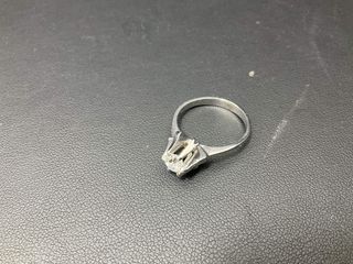 sortija oro 18k con piedra