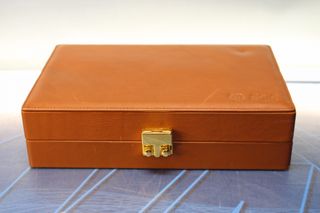 Joyero, relojero Esic. Personallizado on las iniciales F.G.