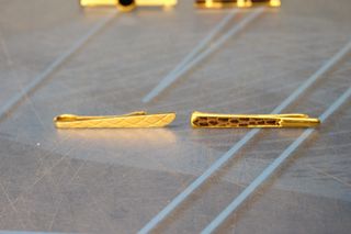 8 alfileres o pasadores de corbata. Años 50 – 70. Pisacorbatas.