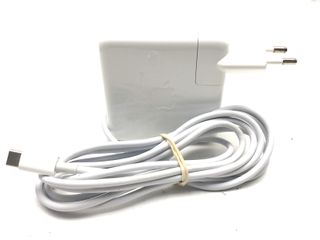 portatil apple apple macbook pro m2 8-core 3.4 13 (8gpu) (2022) (a2338)