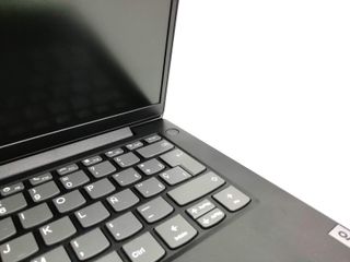 pc portatil lenovo v14 g2itl