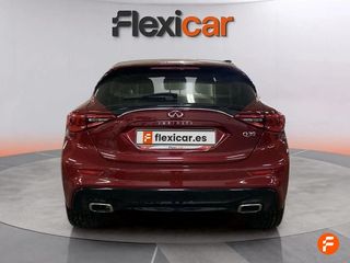 Infiniti Q30 1.5D PREMIUM