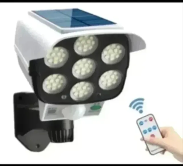 2 Focos Solares LED Simulador Câmera Vigilância