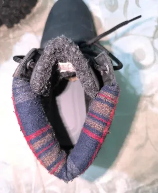 Anfibi neri foderati tartan